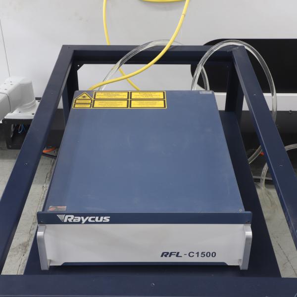 Cortador quente da fibra do laser da máquina de corte do laser da fibra da venda 1000w com boa qualidade