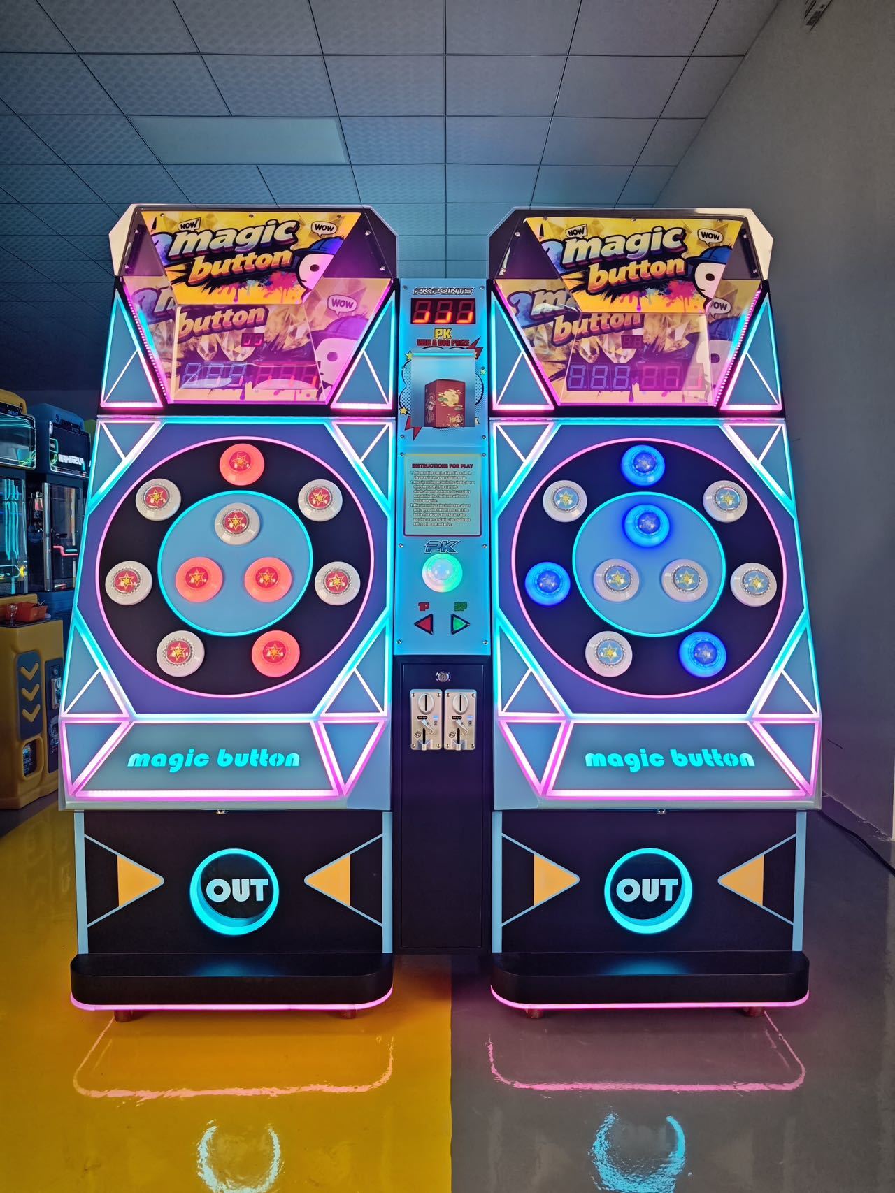 2-Player PK Mode Coin Operated Claw Machine with Adjustable Claw Strength and LED Lighting for Arcade Prize Game