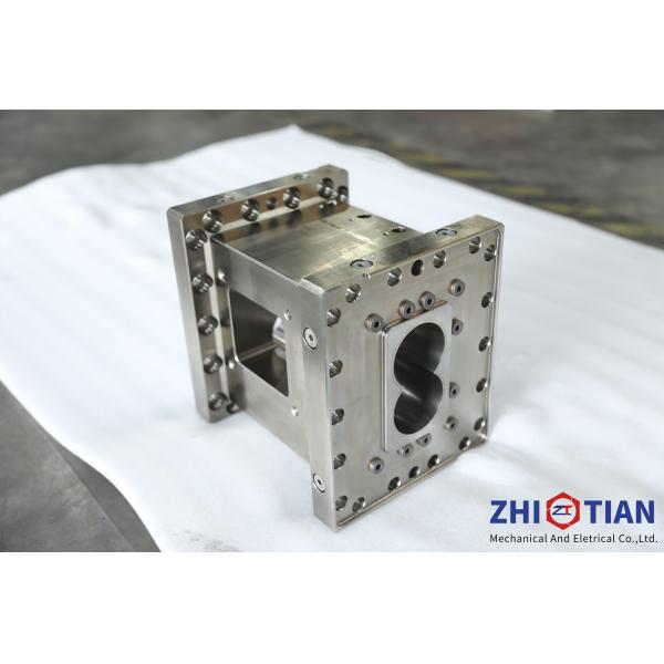 Высокий износостойкий двухшнековый экструдер разделяет бочонок винта с лучшей ценой на закрытый бочонок штрангпресса литиевой батареи