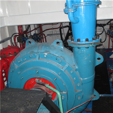 Spiral Suction Head Cutter Suction Dredger 2000KG Capacity with Hydraulic System