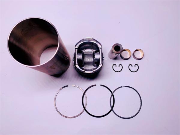Kubota V3300 Engine Liner Kit Cast Iron Piston Rings For DH70 1A222-55634
