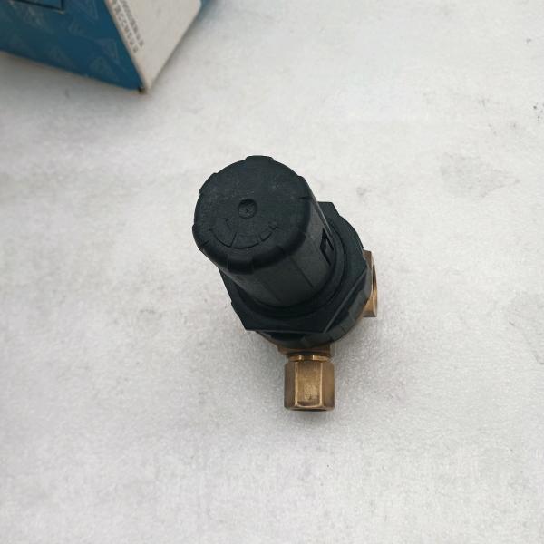 2104030003 Fusheng Compresseur d'air à vanne inverse proportionnelle Pièces détachées fournisseur OEM