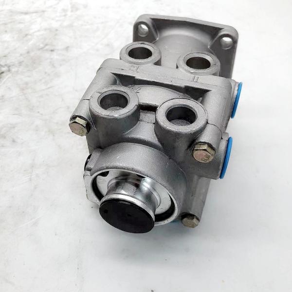 Hot Selling Original CAR Truck Brake Valve Assembly For JMC