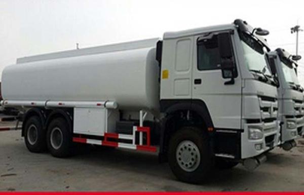 高性能 16-20CBM のオイル タンクのトラック 6X4 LHD Euro2 290HP のガスのタンク車