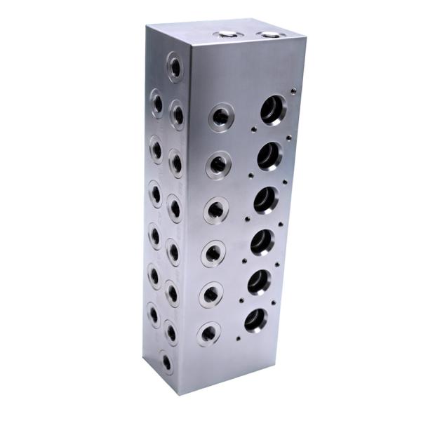 Bloque de válvula de cilindro hidráulico de aleación de aluminio Al6061 Bloque de manivela de mecanizado CNC