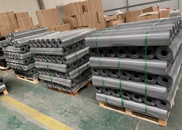 0.6mm Expanded Metal Mesh Filter Material 109mm Width