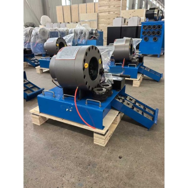 2 Inch 12V/24V Voltage Hydraulic Hose Crimping Machine With 600T Crimping Force 10 Dies And 6-51mm Range For Car Loading