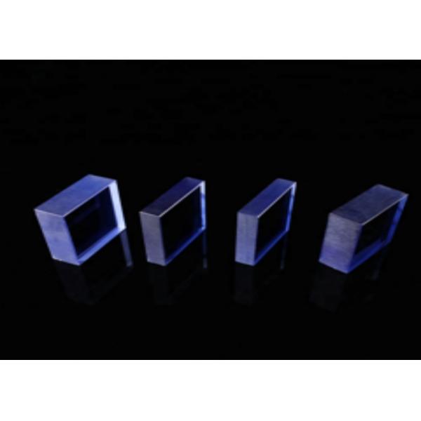 Сапфировое стекло лазера Фе3+Допед голубое на оптически плотность 3,98 г/см 3 стекла дозора