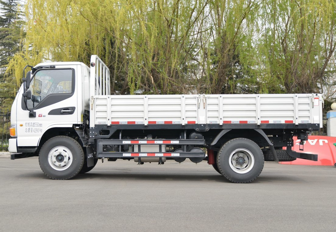 Номинальная нагрузка 1495KG самосвала строки JAC Kangling G6 156HP 4X2 4.15M одиночная