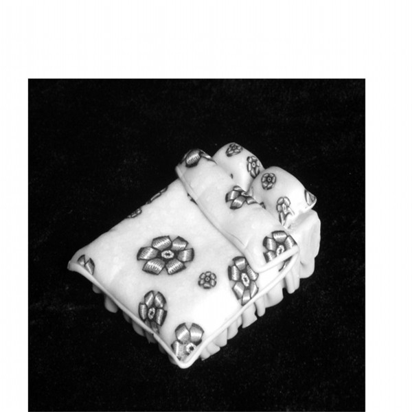 colorful model beds furniture bed, mini ceramic model bed for indoor indoor scene