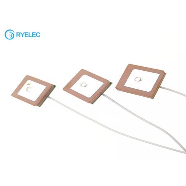 18*18*6.5mm 28db GPS à gain élevé construit dans l'antenne active en céramique pour la navigation marine