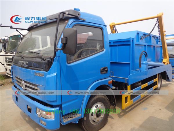 Caminhão de lixo do braço do balanço de Dongfeng 4x2 5tons 5cbm 5000liters para serviços do sanition