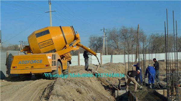 Caminhão móvel concreto SW2000 do misturador concreto de equipamento de construção de Sinotruck