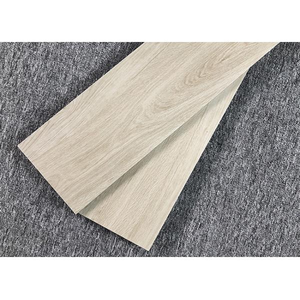 Плитки зерна древесины дизайна влияния финиша керамические, плитка планки фарфора справляясь 150 x 900mm