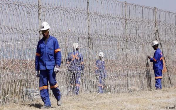 Galvanized Razor Wire with 22mm Barb for homes farms banks factories in Kenya
