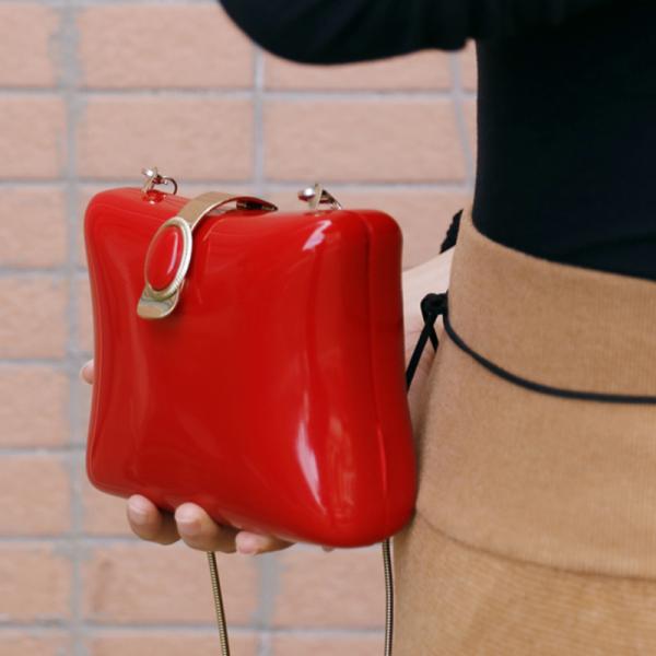 Elegant Shell Shape Ladies Red Clutch Bag Camber Acrylic Clutch Handbags