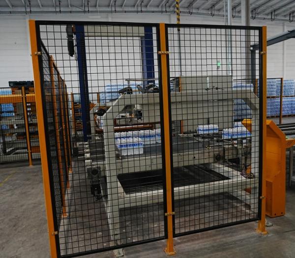 42,000 BPH ボトル水生産ラインのための柔軟なダブルチャネルガントリーパレット化器