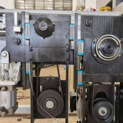 Изготовленная на заказ панель CNC доски бакелита увидела машину с планетарным редуктором