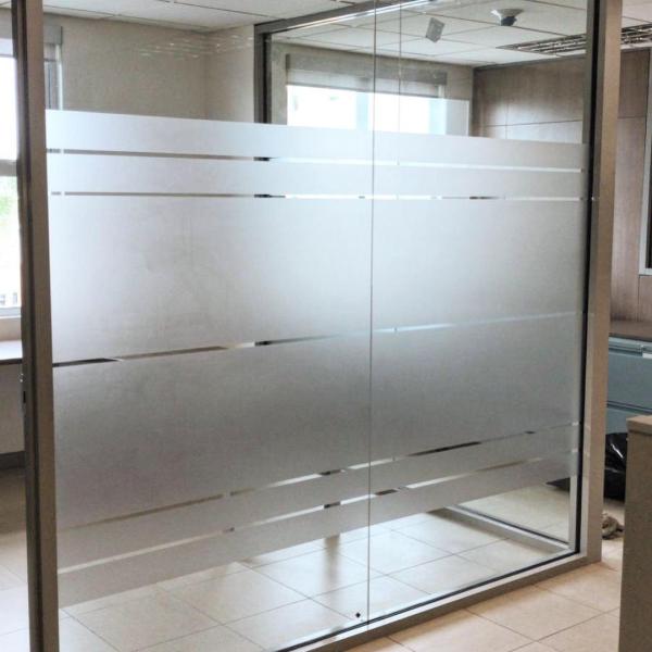 Quantidade qualificada de vidro flutuante com ácido gravado Satin Frost para melhoria de portas de armários de apartamentos