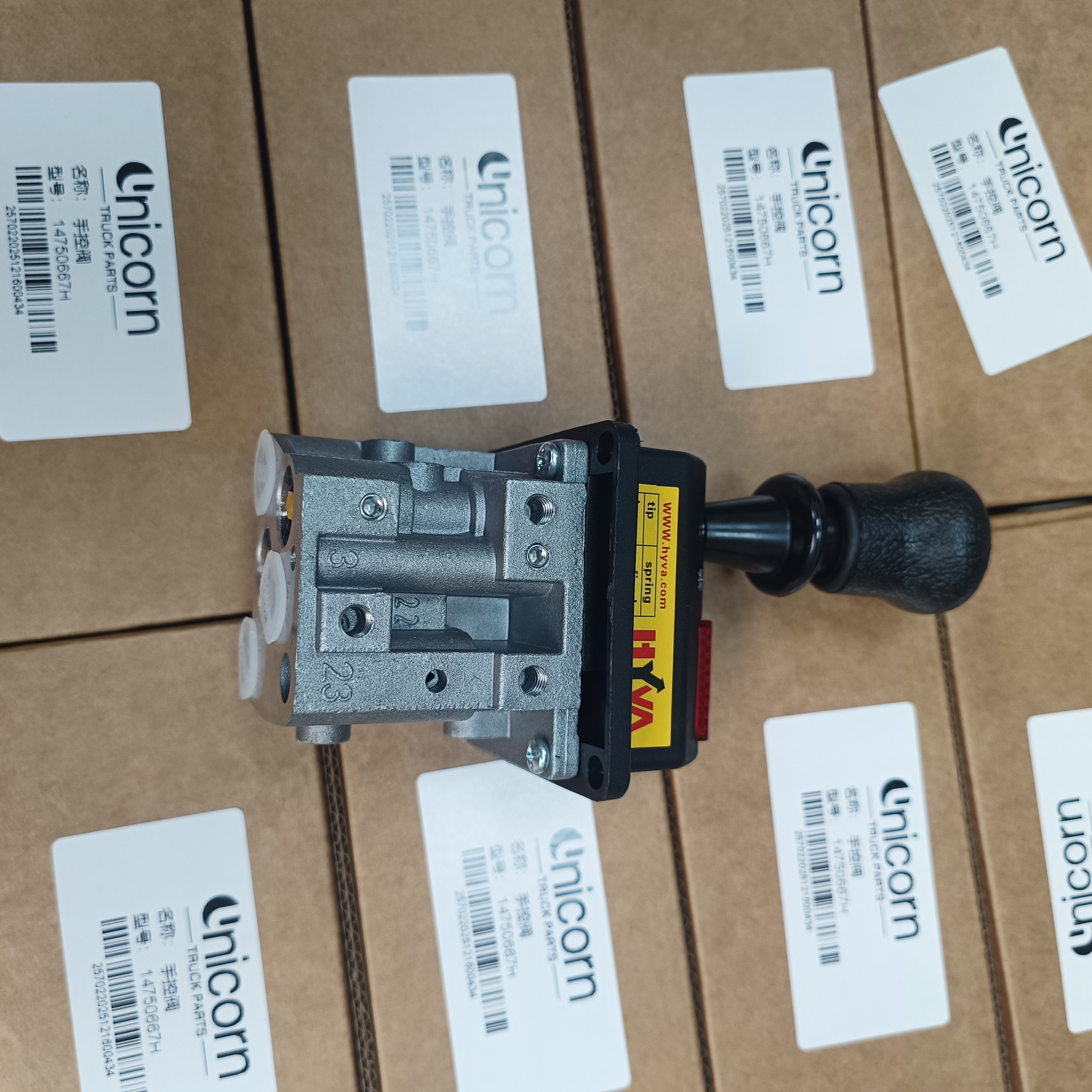 Sinotruk SHACMAN Truck Parts Air Control Valve 14750667H HYVA Shacman F3000 Cabin Spare Parts Shacman Hand Brake Valve