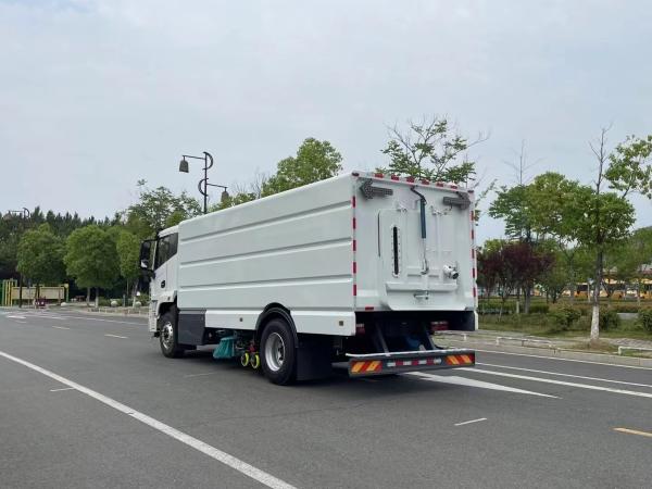 Road Dust Collector, Road Cleaning Vehicle 4x2 Street Vacuum Cleaner New Brand Factory Price