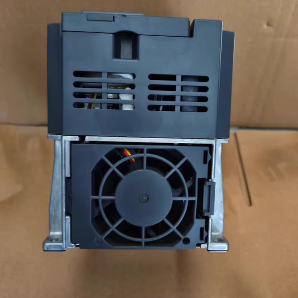 Original New FR-E720-2.2K Mitsubishi VSD 2.2kW Variable Frequency Drive AC Motor Controller