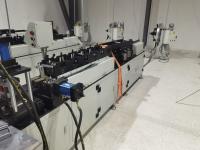 Máquina de fabricación de filtros de bolsillo totalmente automática Máquina eléctrica para formar el marco exterior
