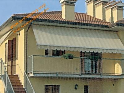 Aluminum Customized Sizes Balcony Retractable Awnings for Outdoor Villa