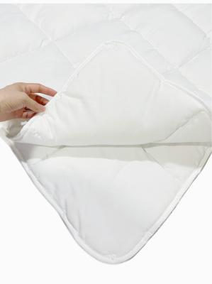 Microfiber Luxury White Comforter Sets Four Season Bedding Set With Zipper Or Button