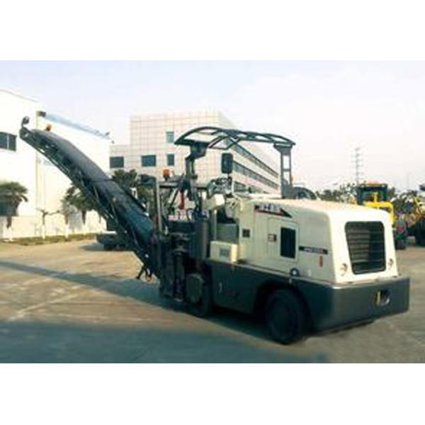 Portable 0 - 7km/h Travel Speed 162KW Asphalt / Concrete Milling Machine Equipment XCMG