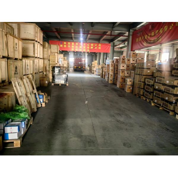 FS36230 FF5767 Wholesale High-Quality Iron Fuel Filter for Diesel and Truck Engines with Standard Size and 6 Months Warranty
