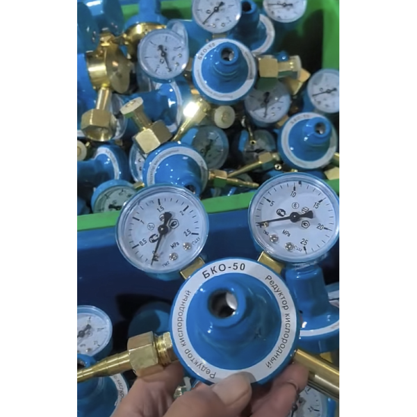 Electric Heated CO2 Regulator with Flowmeter , Dual Heating Core Carbon Dioxide Gas Pressure Reducer , Welding MIG Welder CO2 Pressure Gauge Regulator for Welding Machine