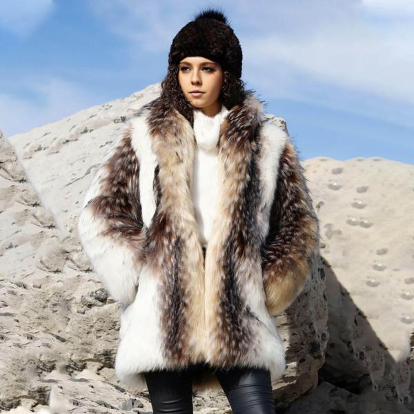 Thick Arctic Wolf Shawl Faux Fur Coat