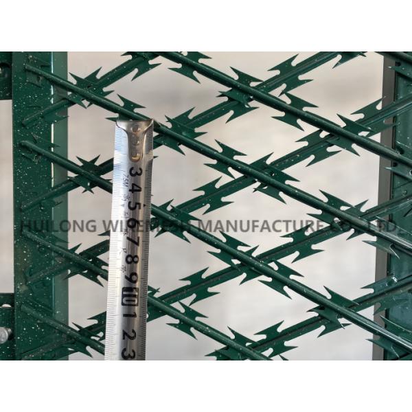 Green Pvc Coated Bto-22 Razor Barbed Wire As Fence Panel