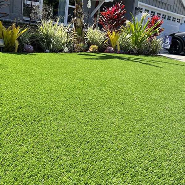 Erva sintética multicolorida de 30 mm, relva artificial de paisagem para proteção ambiental
