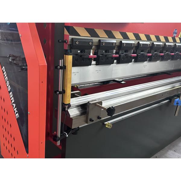 Economical Model WC67Y Hydraulic Press Brake 125T 3200MM E21 Controller NC Press Bending Machine