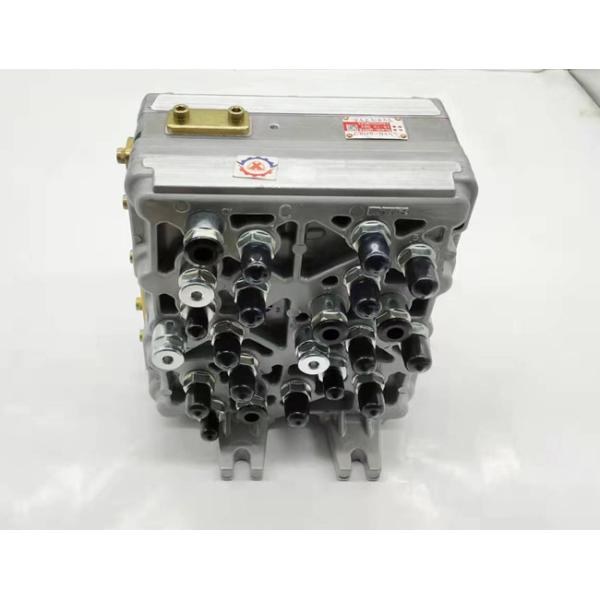 ZAX210 ZAX200 Excavator Electrical Parts Shuttle Valve Hitachi 4645278 C0400-60018 YA00000543