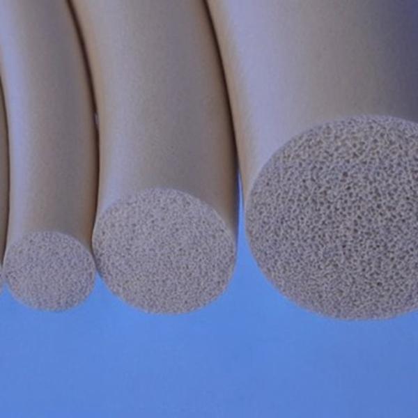Resistência à tração resistente ao calor 7-10 da tira da esponja do silicone, temperatura -50℃ a 200℃
