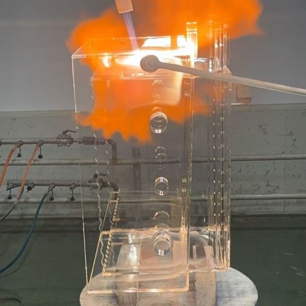 Customized Clear Quartz Glass Container 99.99% Pure SiO2 for High-Temperature Laboratory Use
