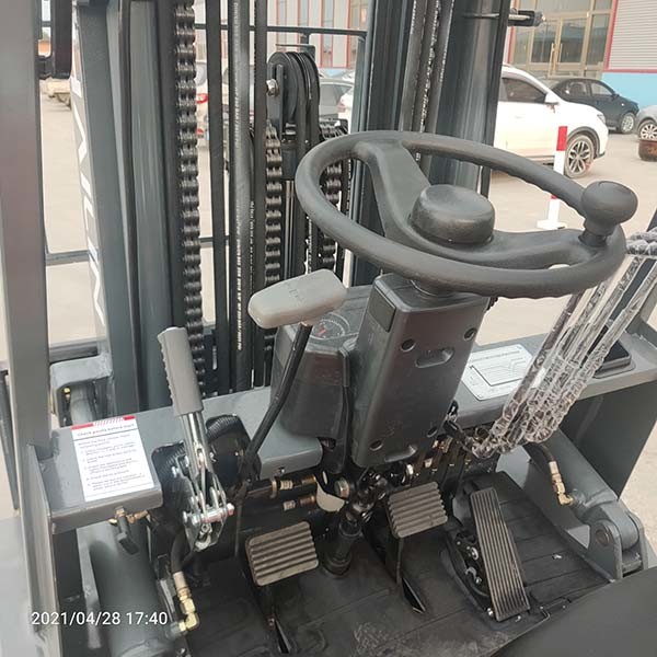 FD35T Counterbalance Forklift Truck MITSUBISHI S4S Diesel Fork Lift Truck