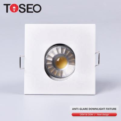 O quadrado branco fixado Downlights, diodo emissor de luz antiofuscante ilumina 70mm cortado para a sala de visitas