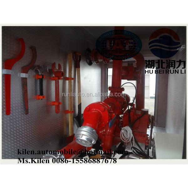 Dongfeng EQ1090 Fire Fighting Truck With Water Tank Euro 2 4X2 Drive Wheel