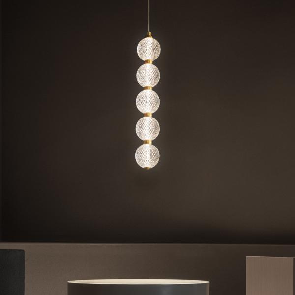 Lâmpadas de candelabro de ferro electroplated latão e acrílico pendente para quarto sala de estar