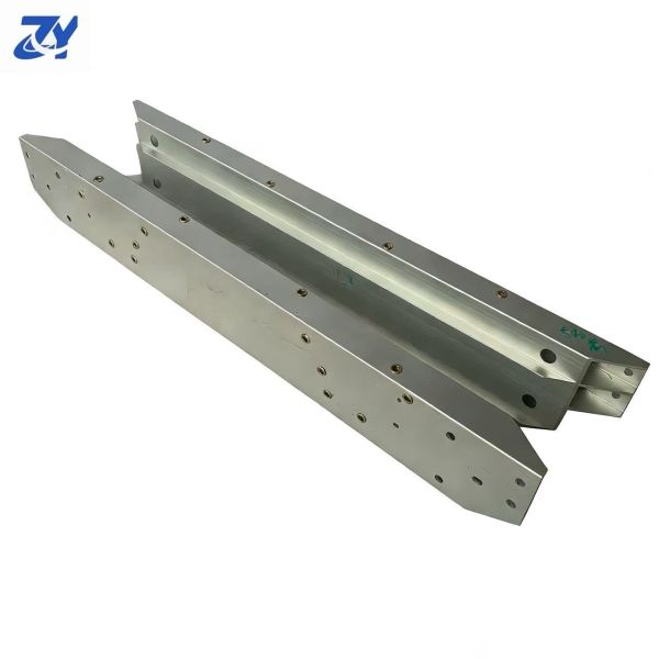 Auto Body Parts Front Bumper Inner Iron for McLaren 540C OE 13AA046CP Genuine Material