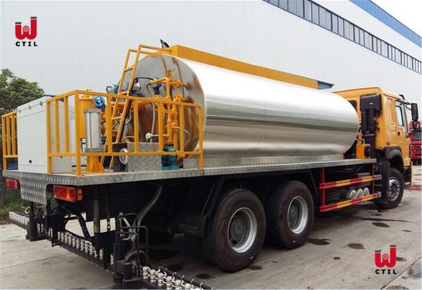 Caminhão de pulverização de aquecimento de Asphalt Distributor Truck 16t do Euro 4