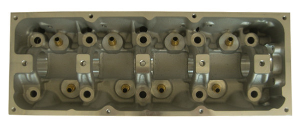  R19 Megane Clio Kangoo K7M-hat with holes Aluminum Cylinder Head 7701468858 7701472681 7701475893 1.6L 8V