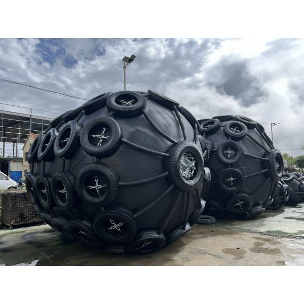Ship Yokohama Fender Easy Chain / PP Rope Installation For Long Lasting Protection