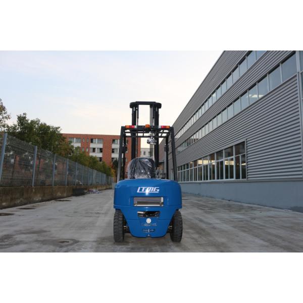 LTMG 20 Ton Forklift Equipment Rental , Heavy Duty Forklift For Stations