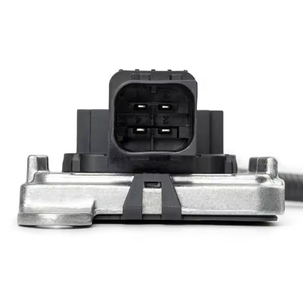 RA0101532228 Inlet Nitrogen Oxide NOx Sensor Compatible With Detroit