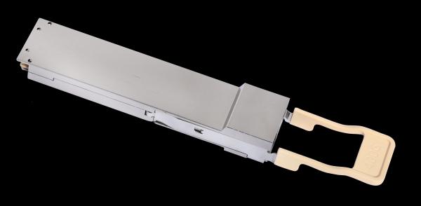 High-Performance 400G OSFP 112 SR4 Transceivers for Fast Networking Through Multiple Certifications CC-OSFP04SR4-12D